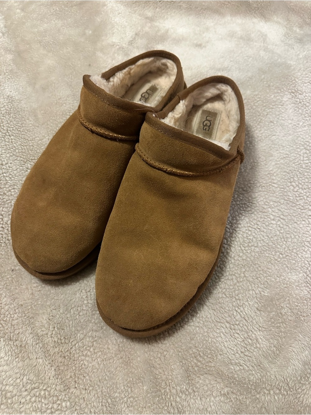 UGG Women’s Chestnut Brown Suede Slip-On Clog